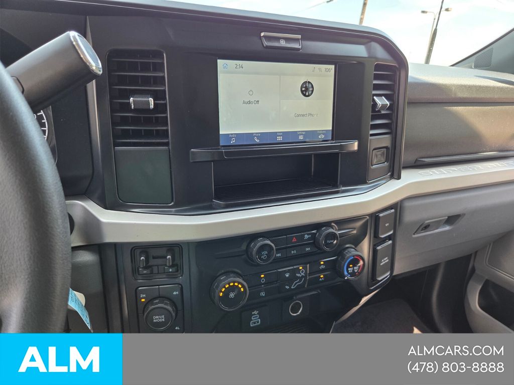 Used 2025 White Ford XLT image 21