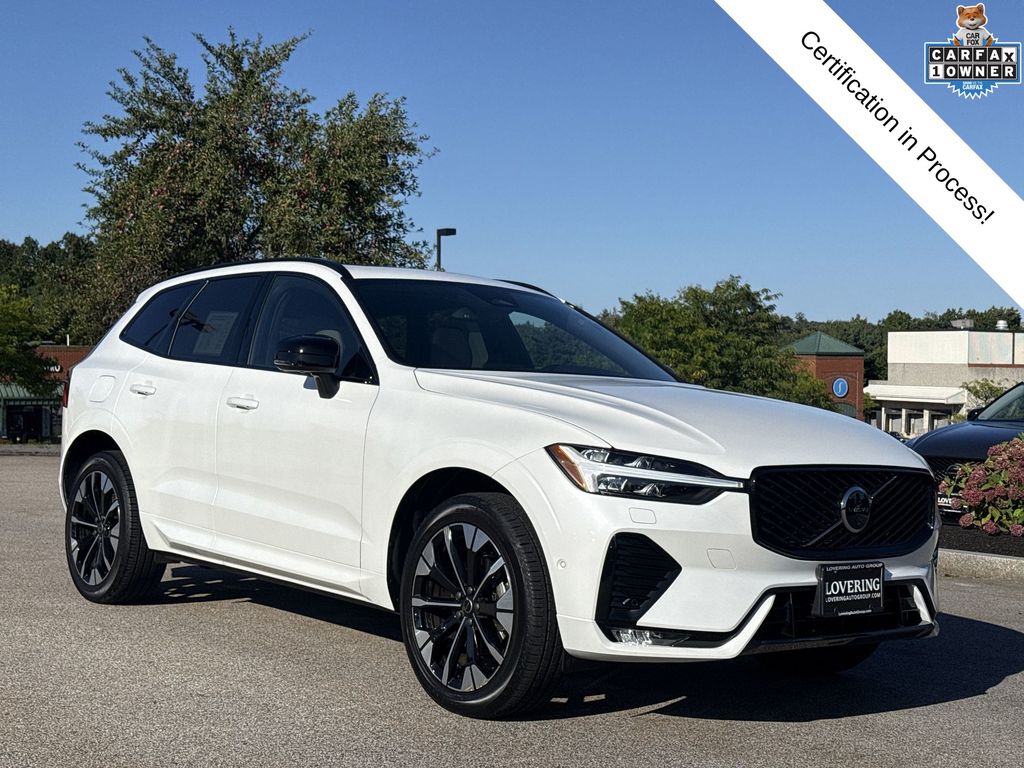 Crystal White Metallic 2026 Volvo XC60 SUV / Crossover All-Wheel Drive Automatic