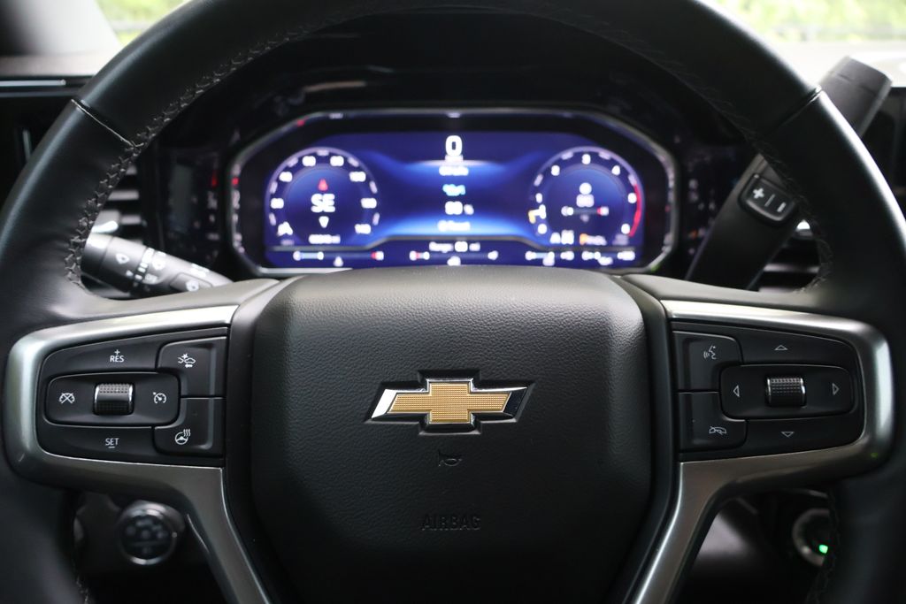 Thumbnail: 2024 Chevrolet Silverado 2500 - 30