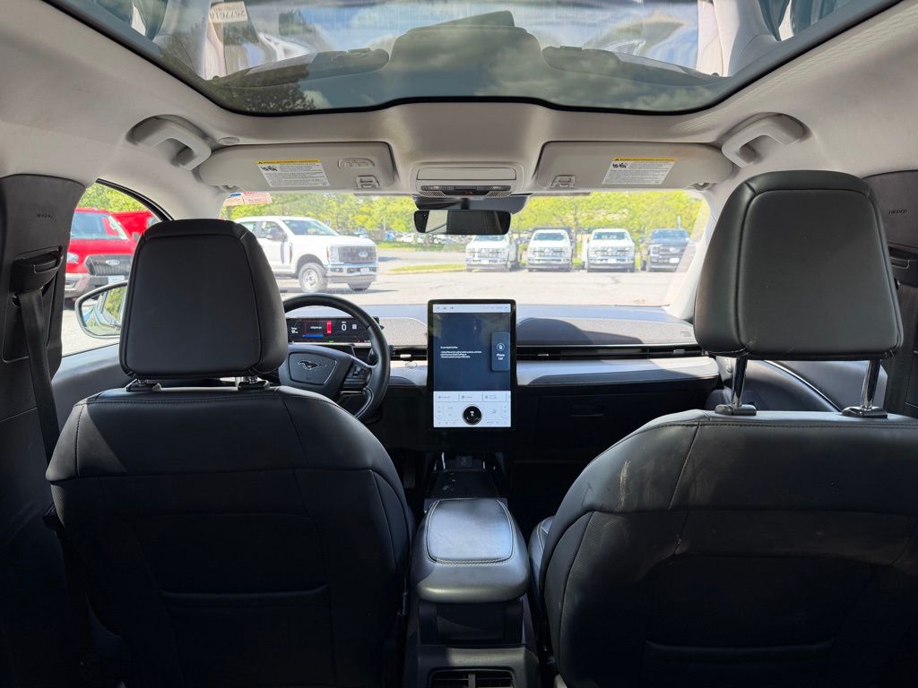 2022 Ford Mustang Mach-E California Route 1