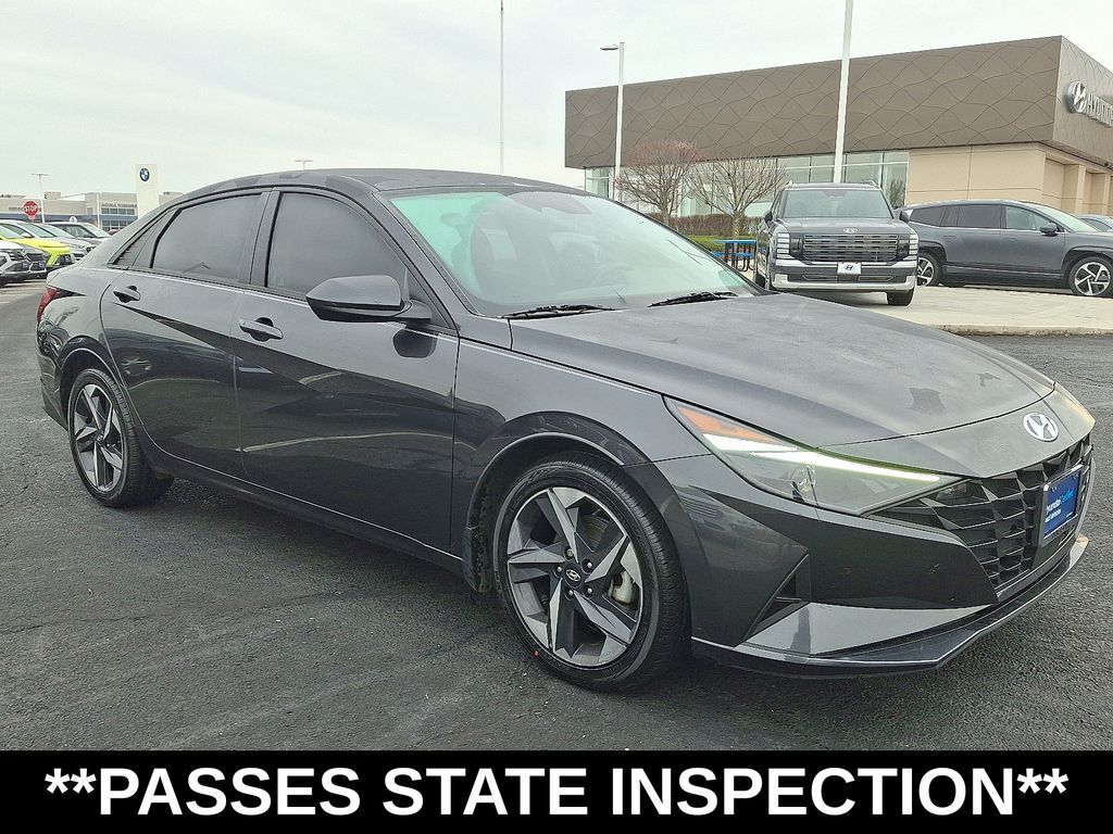 Thumbnail: 2023 Hyundai Elantra - 4