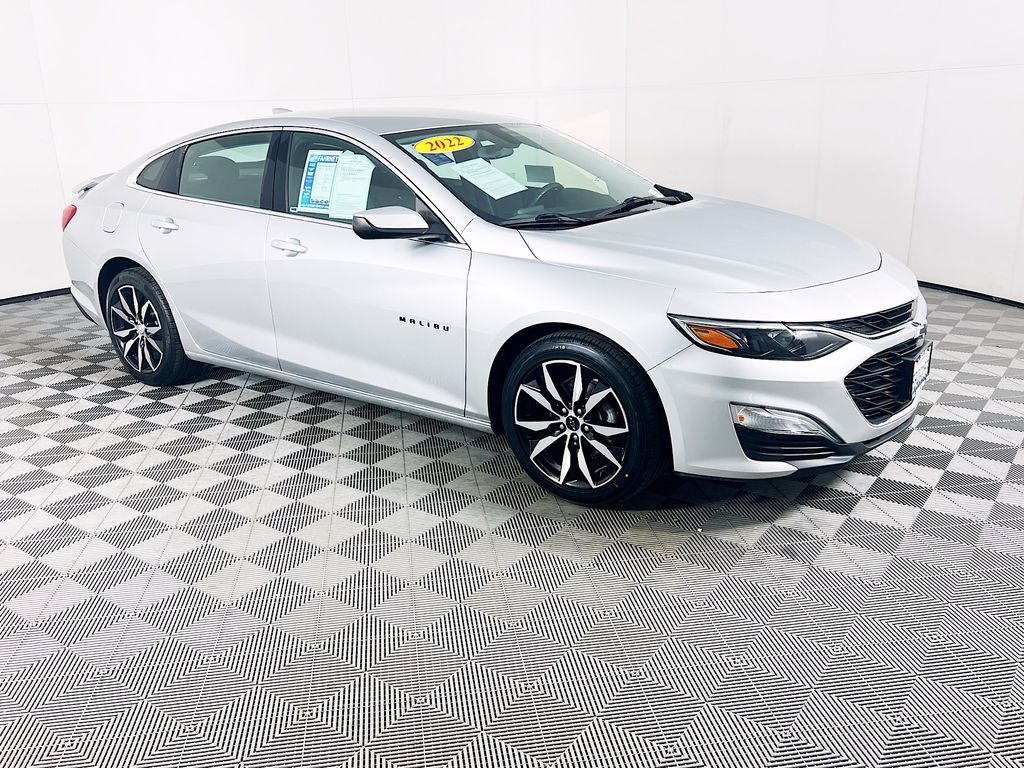 Silver Ice Metallic 2022 Chevrolet Malibu RS FWD Sedan Front-Wheel Drive Continuously Variable Transmission