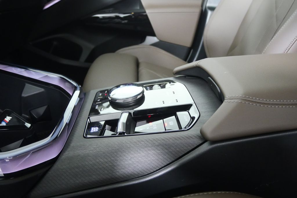 Thumbnail: 2026 BMW X3 - 22