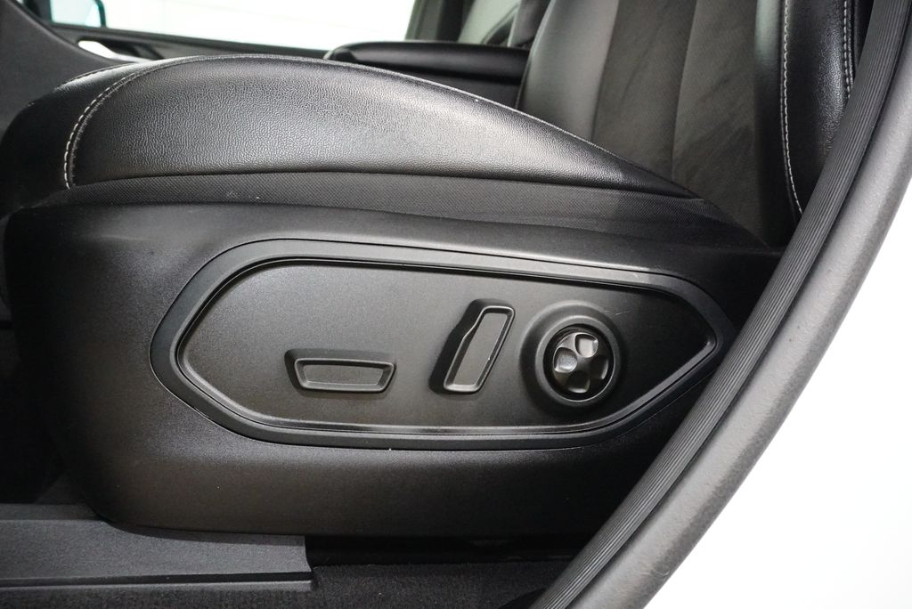 Used Car 2023 Jeep Grand Cherokee  Altitude For Sale Under $30,000 In Weatherford, Texas