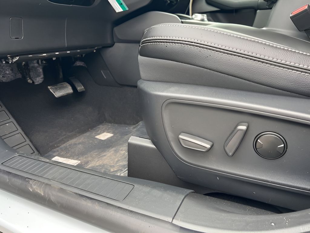 2026 Ford Escape Hybrid