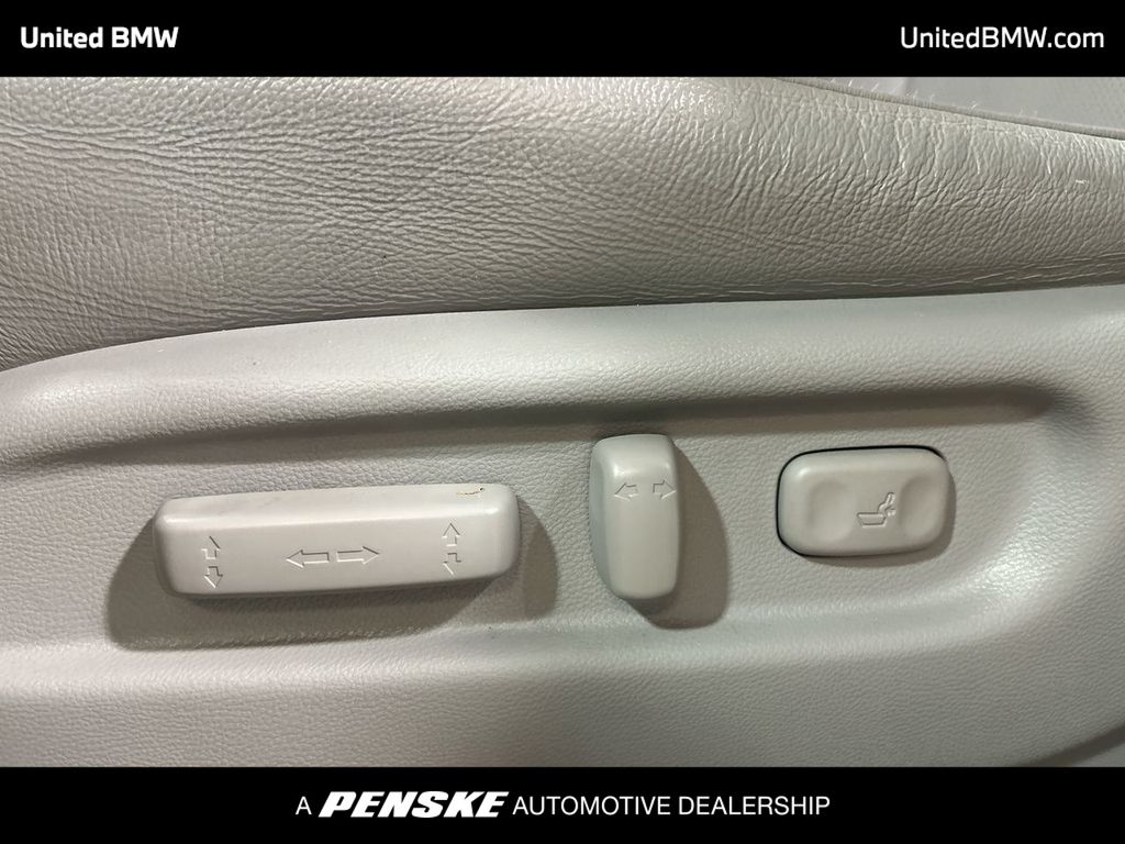 Thumbnail: 2019 Honda Pilot - 12