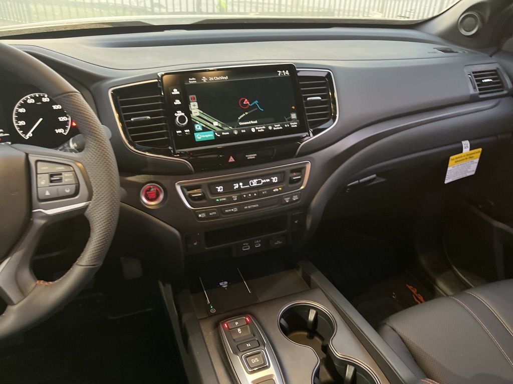 Thumbnail: 2025 Honda Ridgeline - 10
