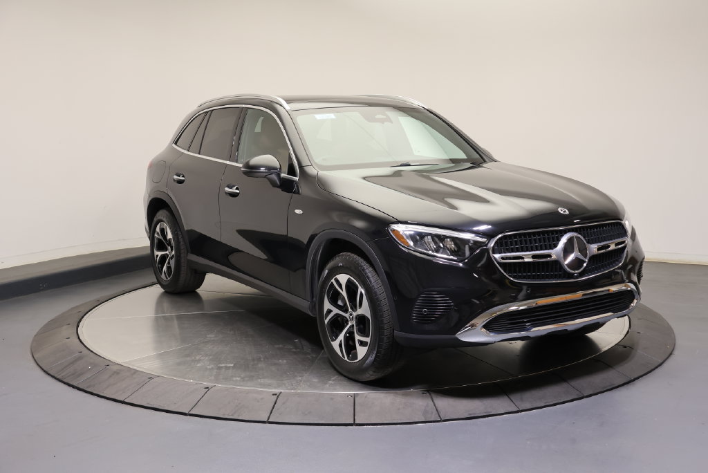 Thumbnail: 2025 Mercedes-Benz GLC - 3