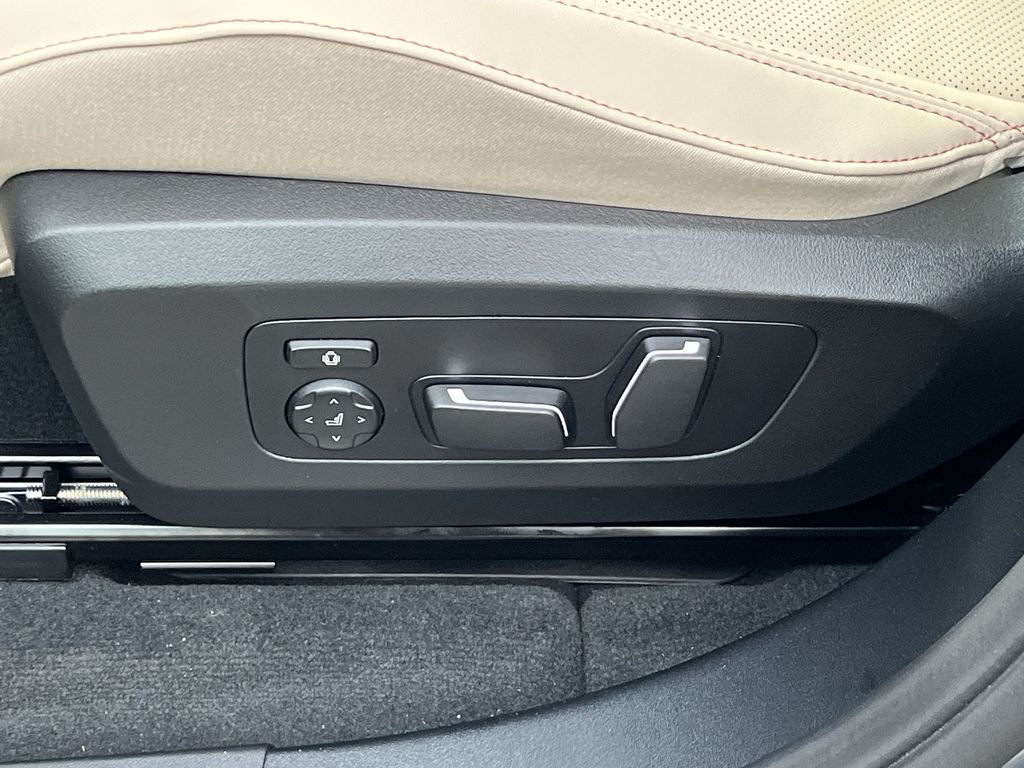 Thumbnail: 2025 BMW X3 - 12