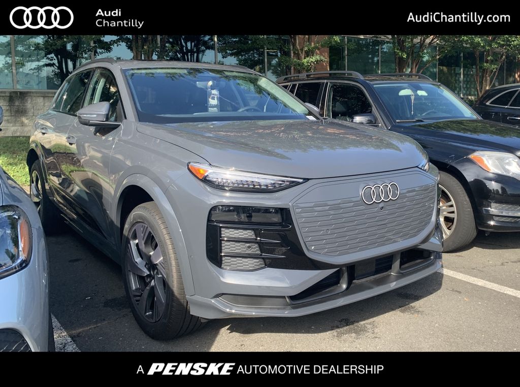 Thumbnail: 2025 Audi Q6 e-tron - 1