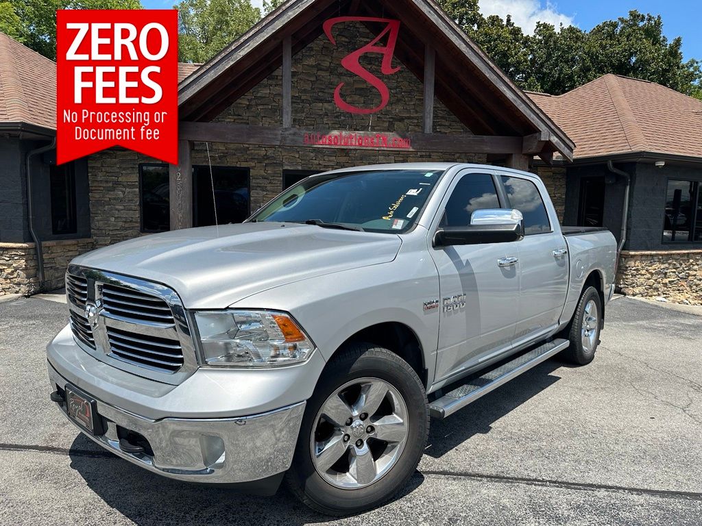 Bright Silver Metallic Clearcoat 2017 RAM 1500 Pickup Truck Four-Wheel Drive 8-Speed Automatic