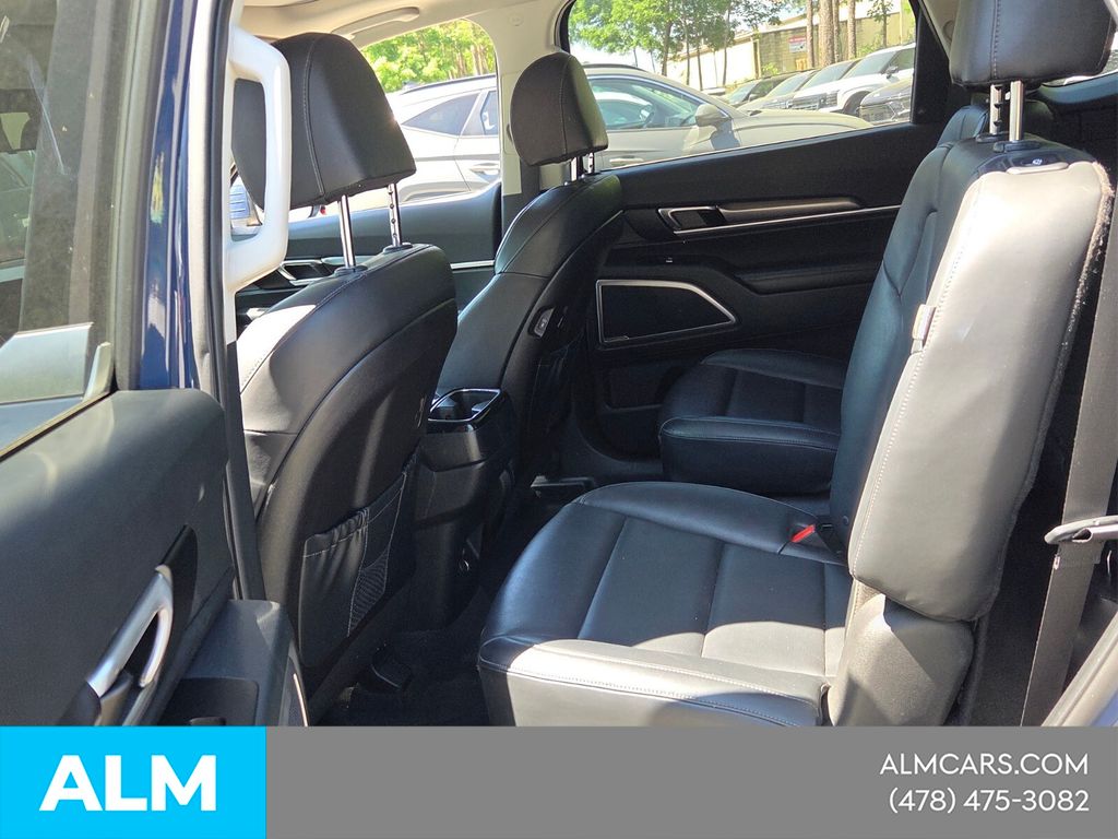 Used 2025 Black Kia S image 8