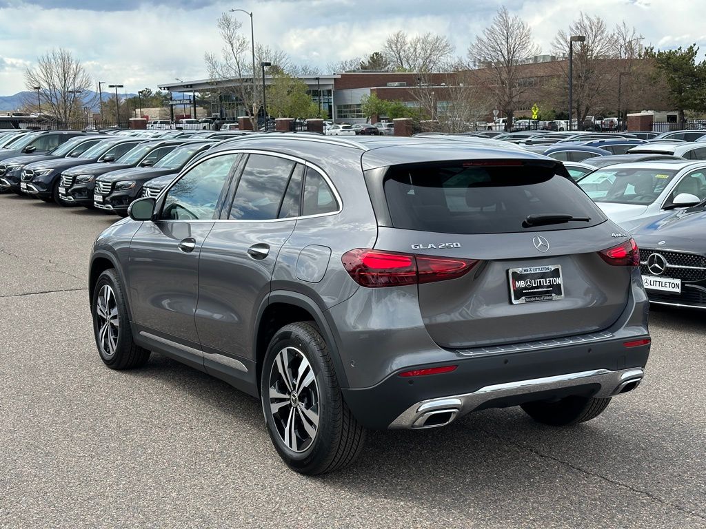 2024 Mercedes-Benz GLA GLA 250 4