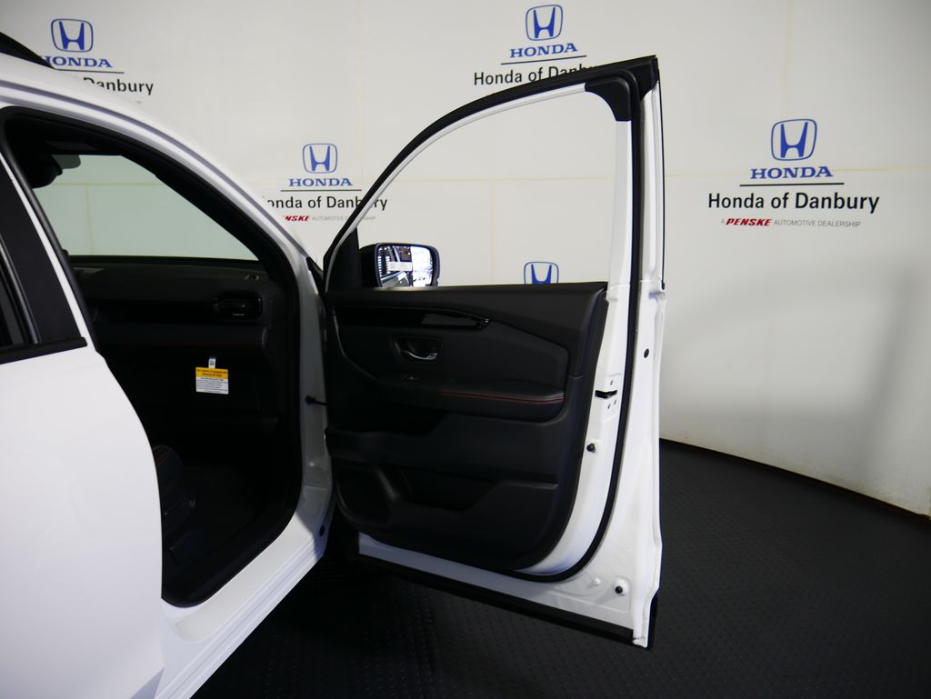 2025 Honda Pilot TrailSport 5