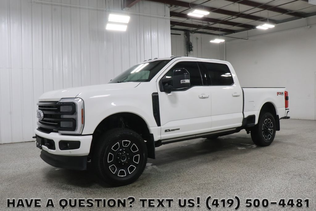 2025 Ford F-250 Super Duty Platinum Crew Cab 4WD