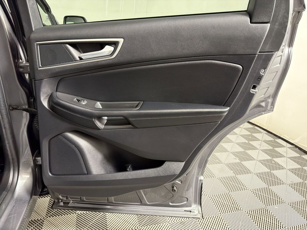 used 2021 Ford Edge car, priced at $20,900