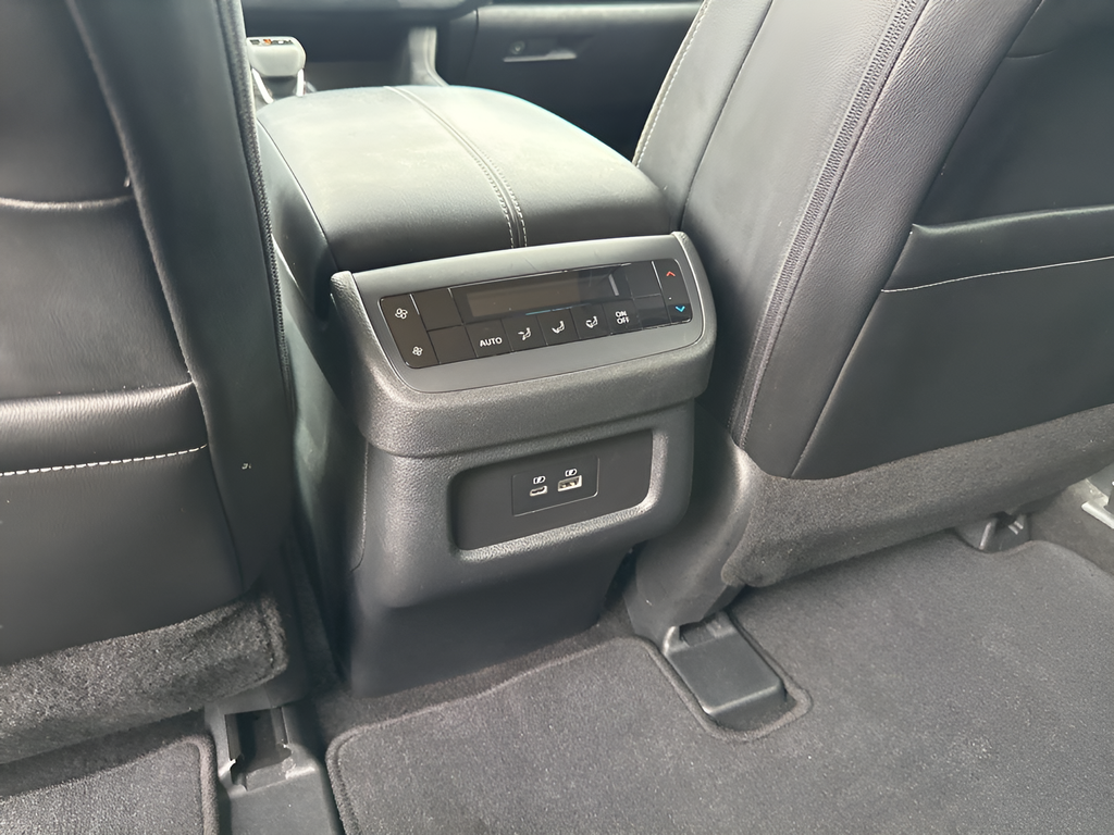 Used Car 2024 Nissan Pathfinder  Sl For Sale Under $35,000 In Austin, Texas