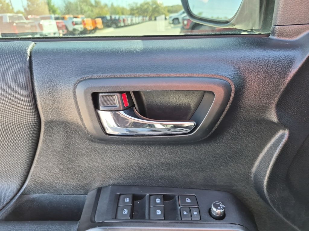 Used Car 2016 Toyota Tacoma  Trd Sport For Sale Under $30,000 In Austin, Texas