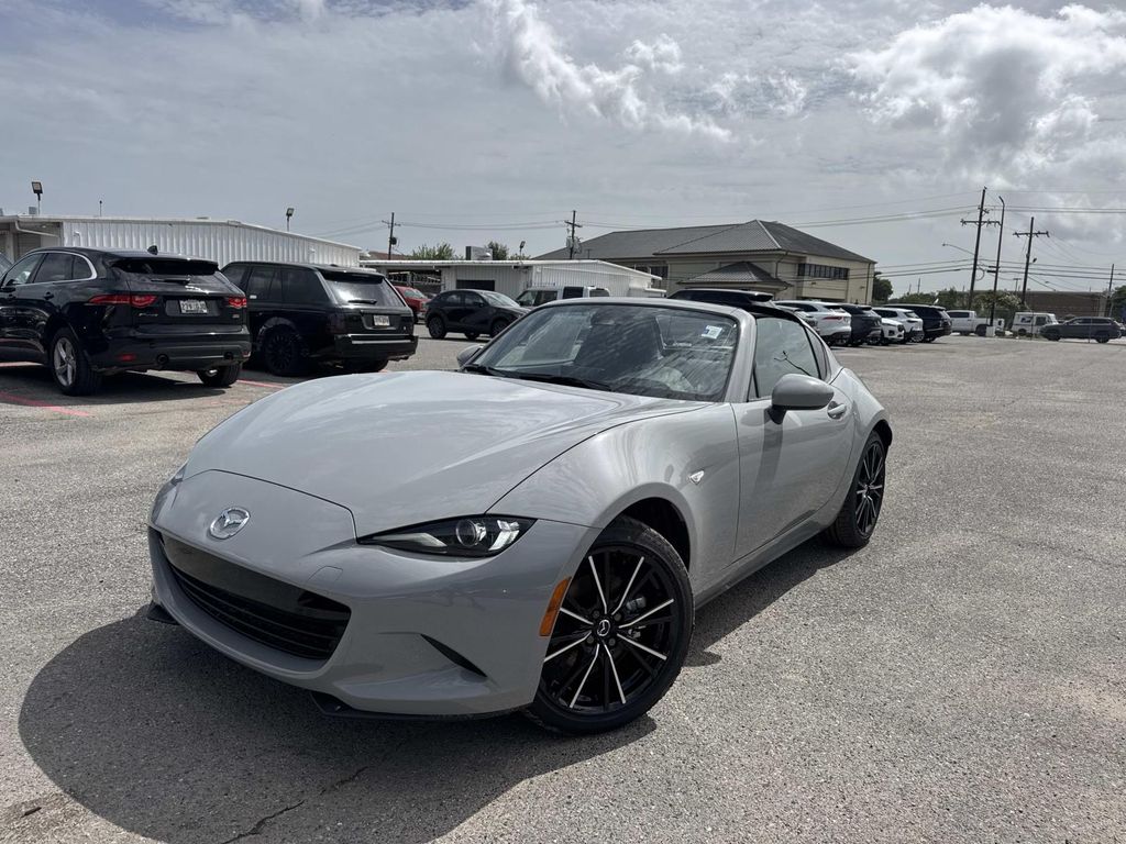 Aero Gray Metallic 2026 Mazda MX-5 Miata Convertible Rear-Wheel Drive 6-Speed Manual