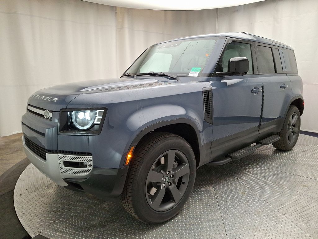 2025 Land Rover Defender 110 -
                Eatontown, NJ