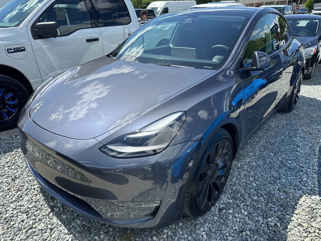 2023 Tesla Model Y Performance Dual Motor All-Wheel Drive's photo