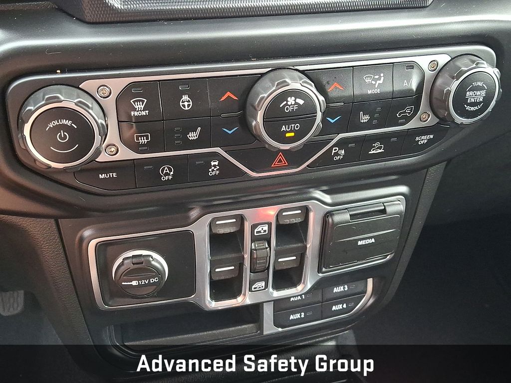 2020 Jeep Gladiator Overland Black at Klick Lewis Buick Chevrolet