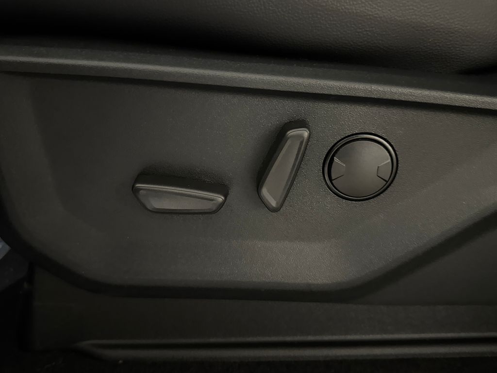 New 2026 Blue Ford Lariat image 24