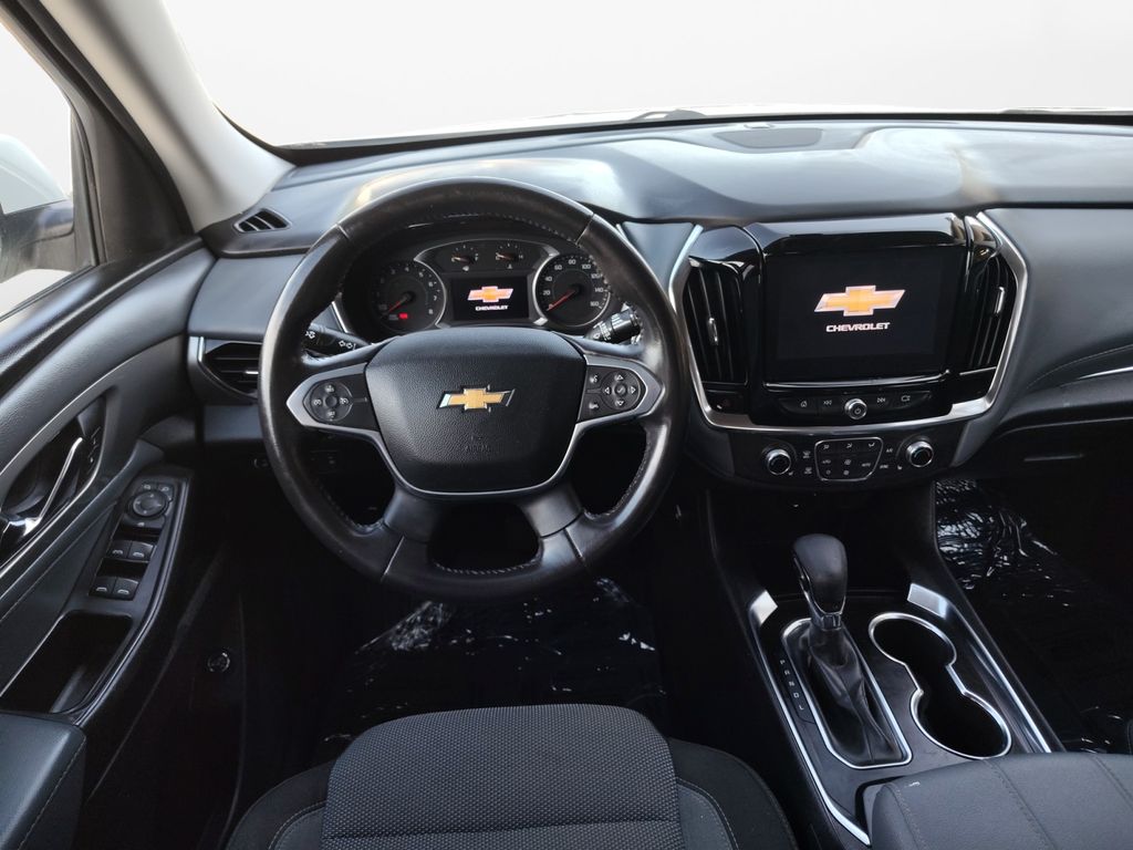 Used Car 2021 Chevrolet Traverse  Lt For Sale Under $20,000 In Austin, Texas