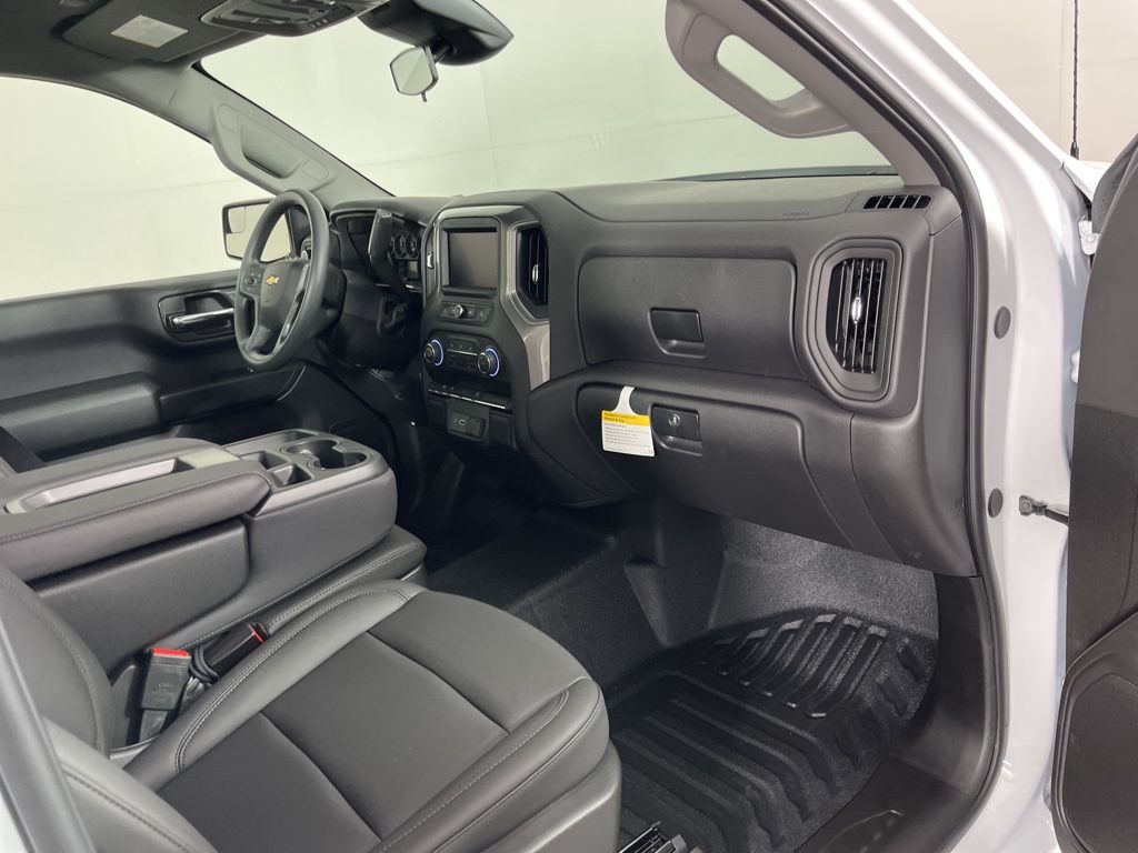 Thumbnail: 2026 Chevrolet Silverado 1500 - 14