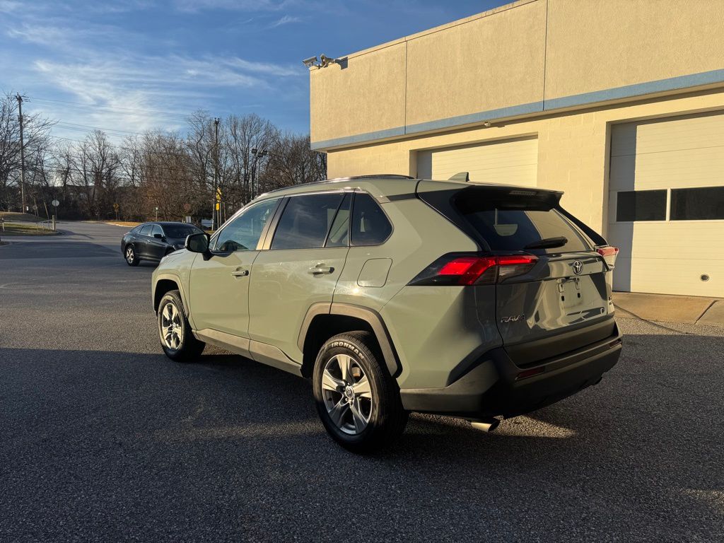 2023 Toyota RAV4 XLE
