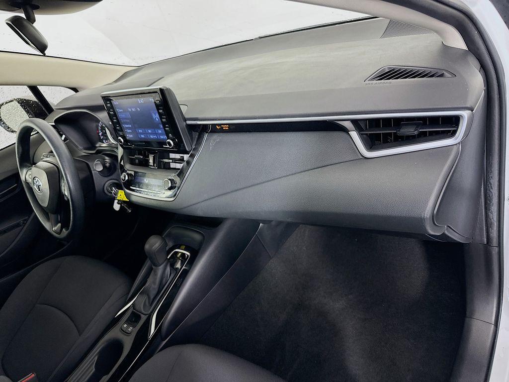 Thumbnail: 2022 Toyota Corolla - 27