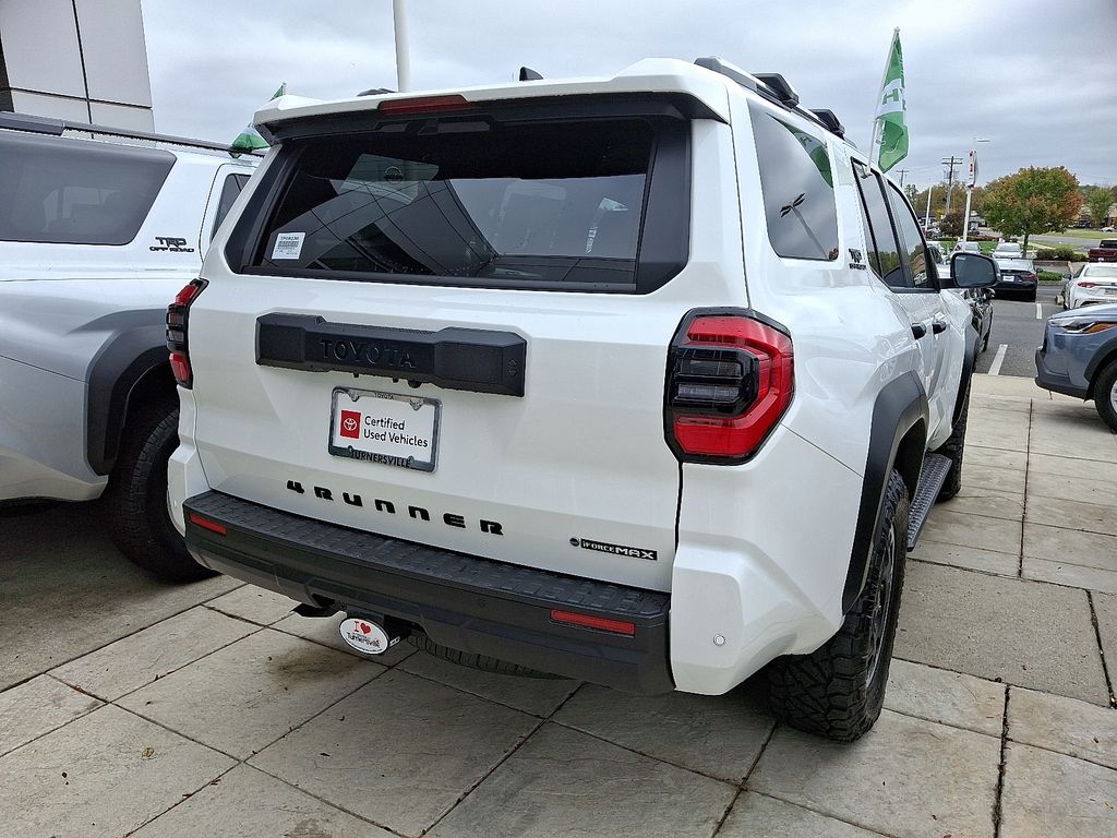 Thumbnail: 2025 Toyota 4Runner - 6