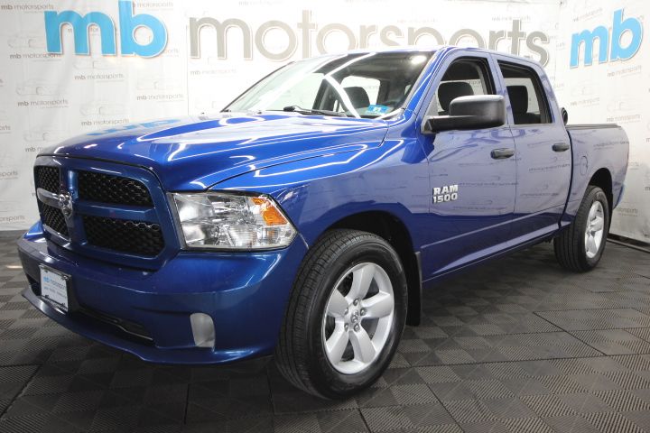 2014 RAM 1500 Express Crew Cab RWD
