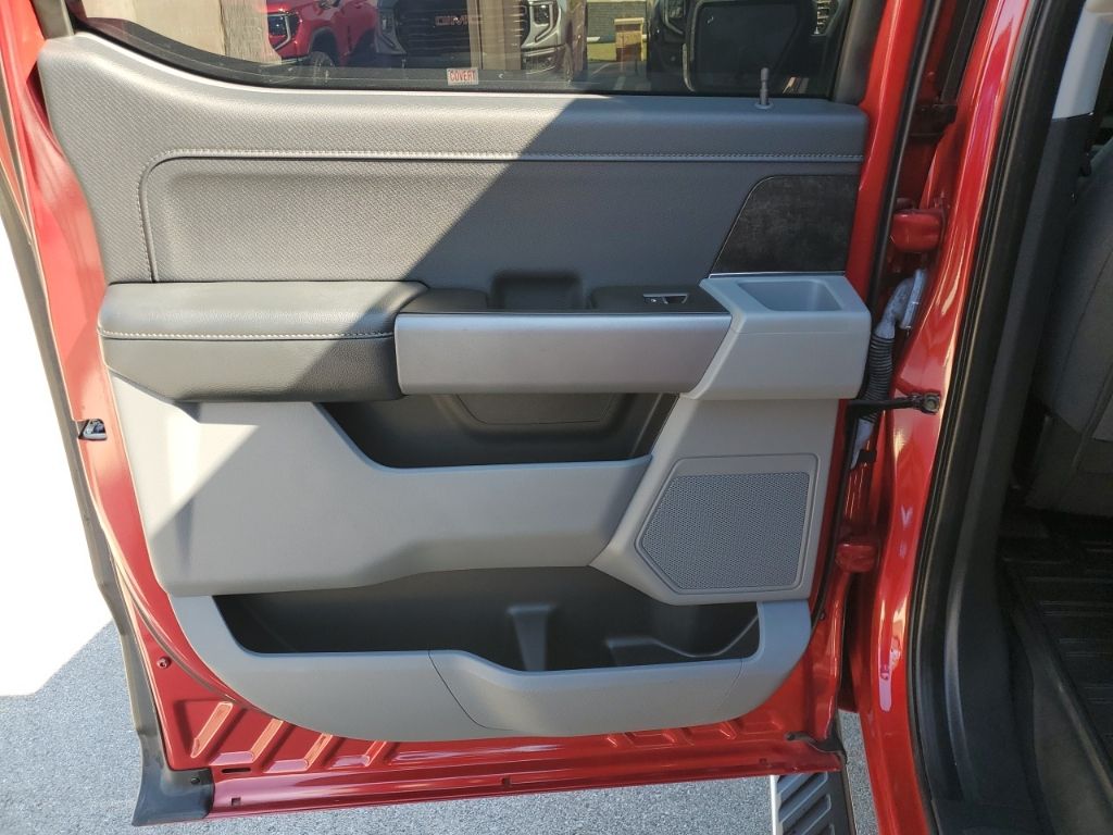 Used Car 2021 Ford F-150  Xlt For Sale Under $40,000 In Austin, Texas