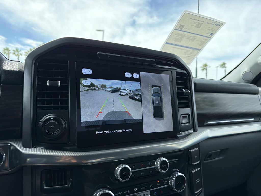 Used 2025 Ford F-150 Lariat 4D SuperCrew