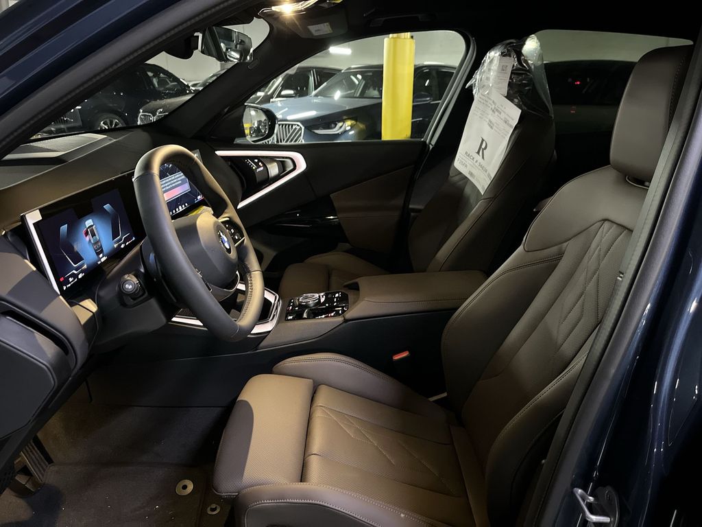 Thumbnail: 2026 BMW X3 - 11