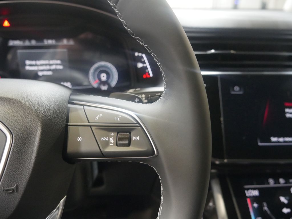 Thumbnail: 2026 Audi Q7 - 31