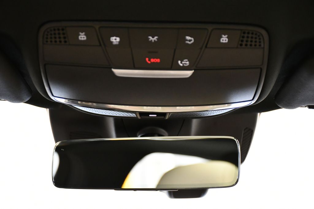 Thumbnail: 2023 Mercedes-Benz E-Class - 17