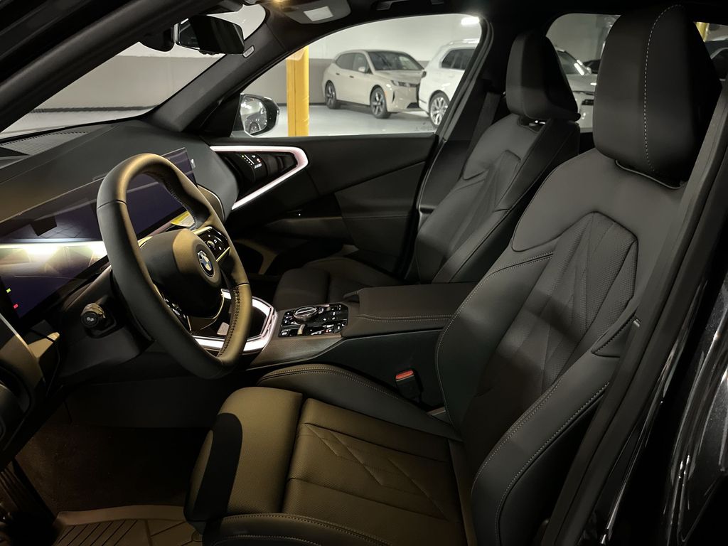 Thumbnail: 2025 BMW X3 - 11