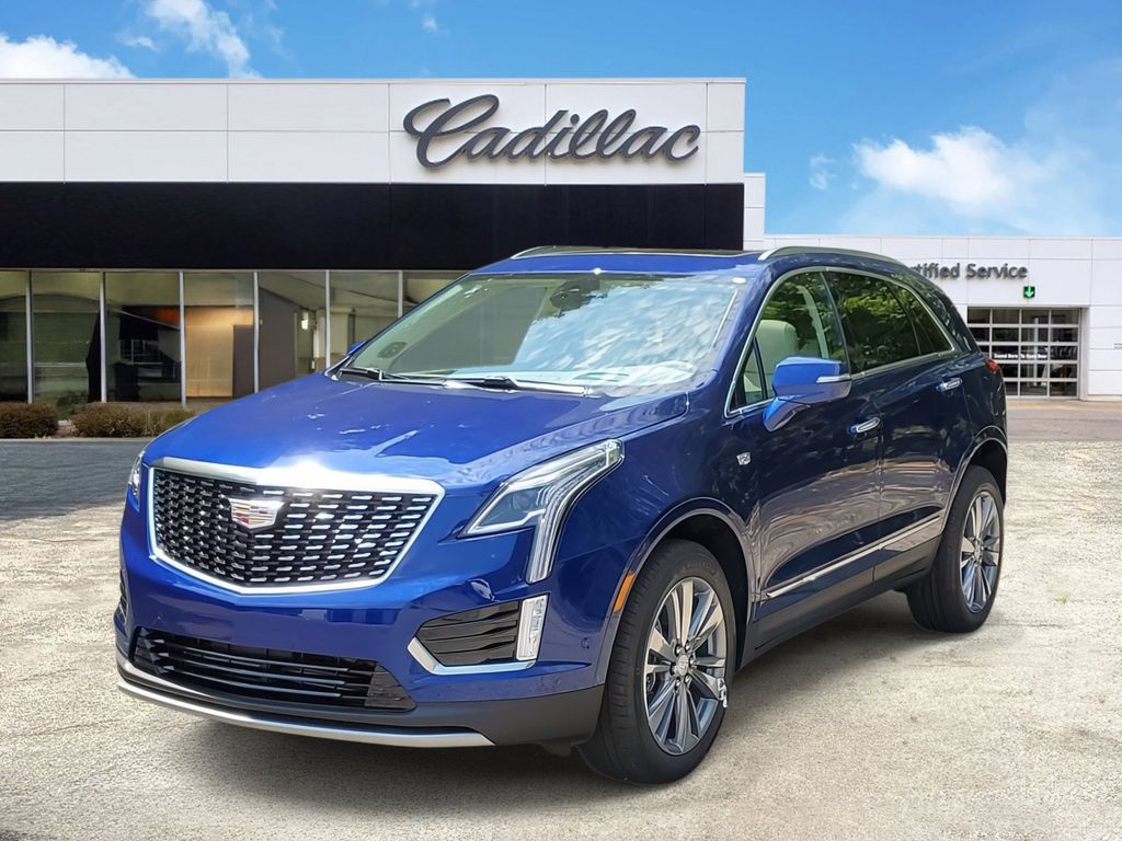 2024 Cadillac XT5 Premium Luxury 2