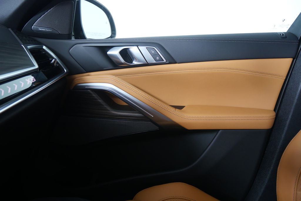 Thumbnail: 2026 BMW X6 - 23