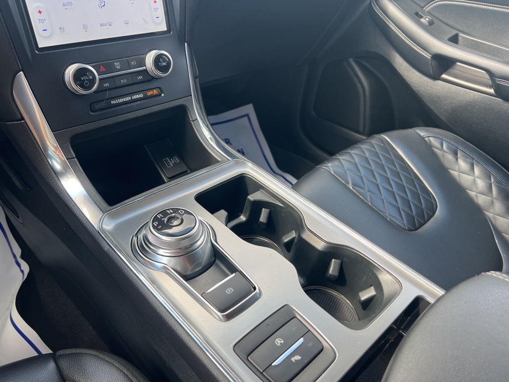 2023 Ford Edge
