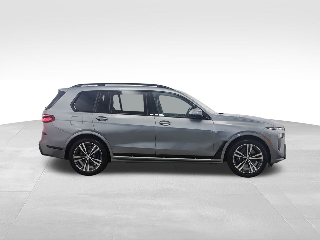 Thumbnail: 2025 BMW X7 - 6