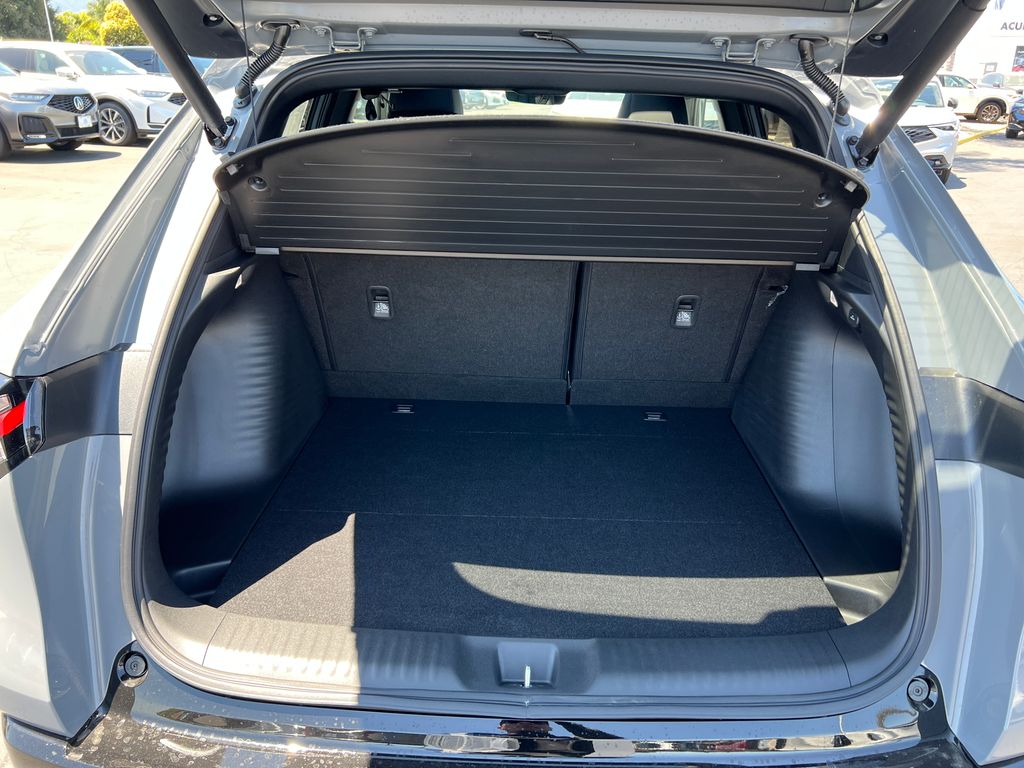 Thumbnail: 2025 Acura ADX - 23