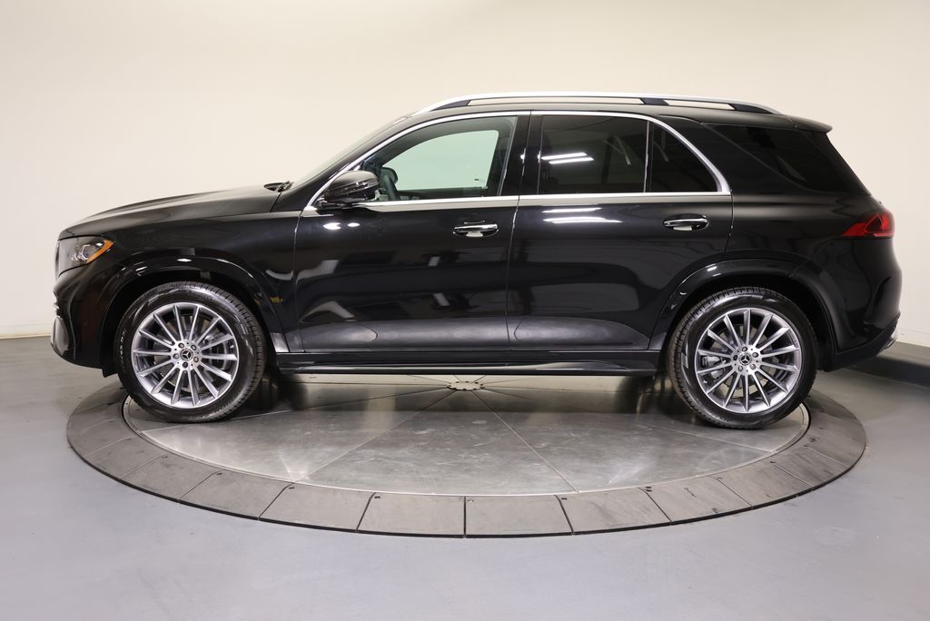 Thumbnail: 2027 Mercedes-Benz GLE - 2