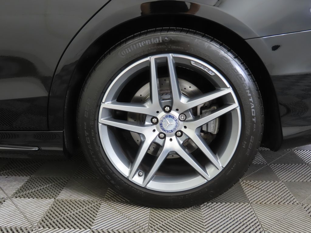 Thumbnail: 2016 Mercedes-Benz S-Class - 30