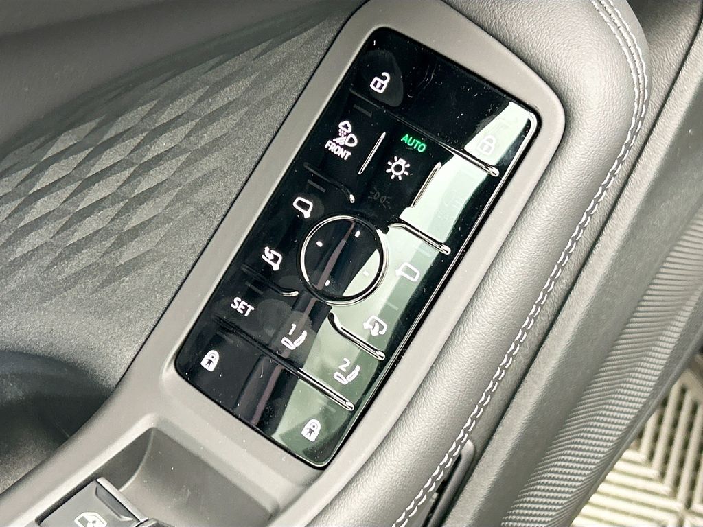 Thumbnail: 2025 Audi A5 - 22