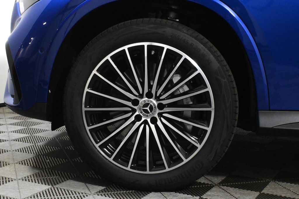 Thumbnail: 2026 Mercedes-Benz GLC - 12