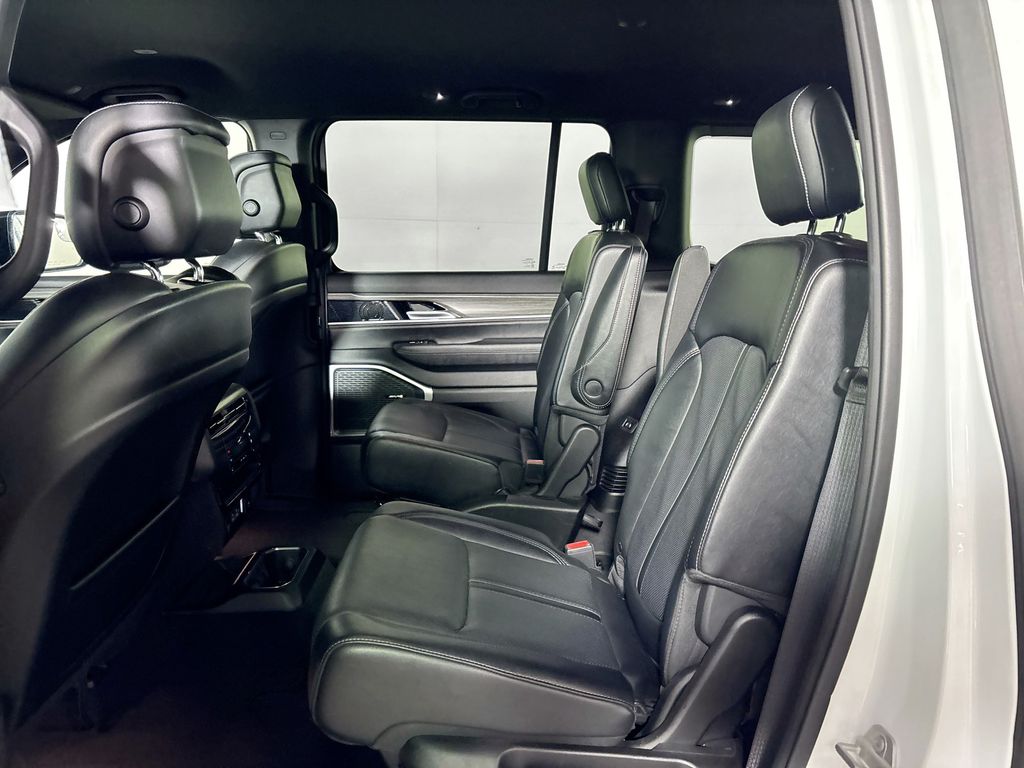 2024 Jeep Wagoneer Series III