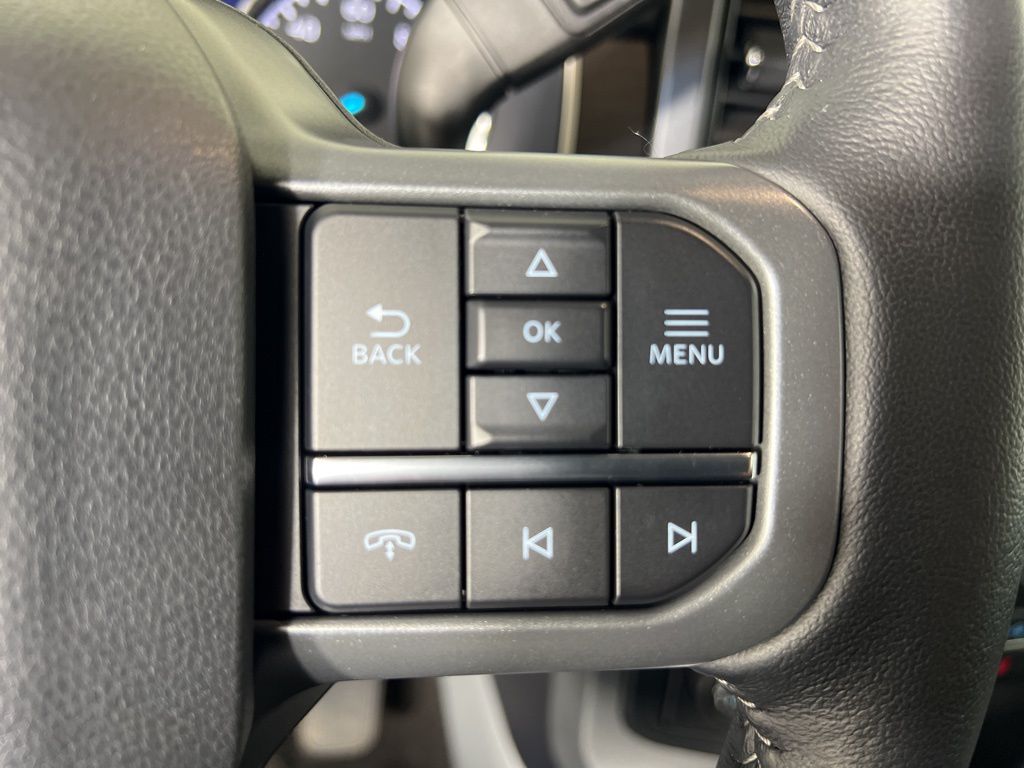 Used 2022 Blue Ford XLT image 18